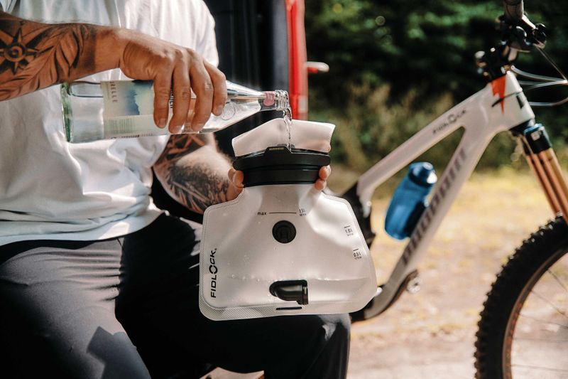 Fidlock  Drikkebelte HIP BELT med Drikkeposesystem