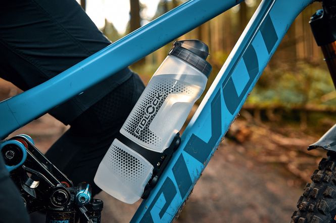 Hovedbilde Fidlock TWIST Drikkeflaske 800ml + Sykkelbase